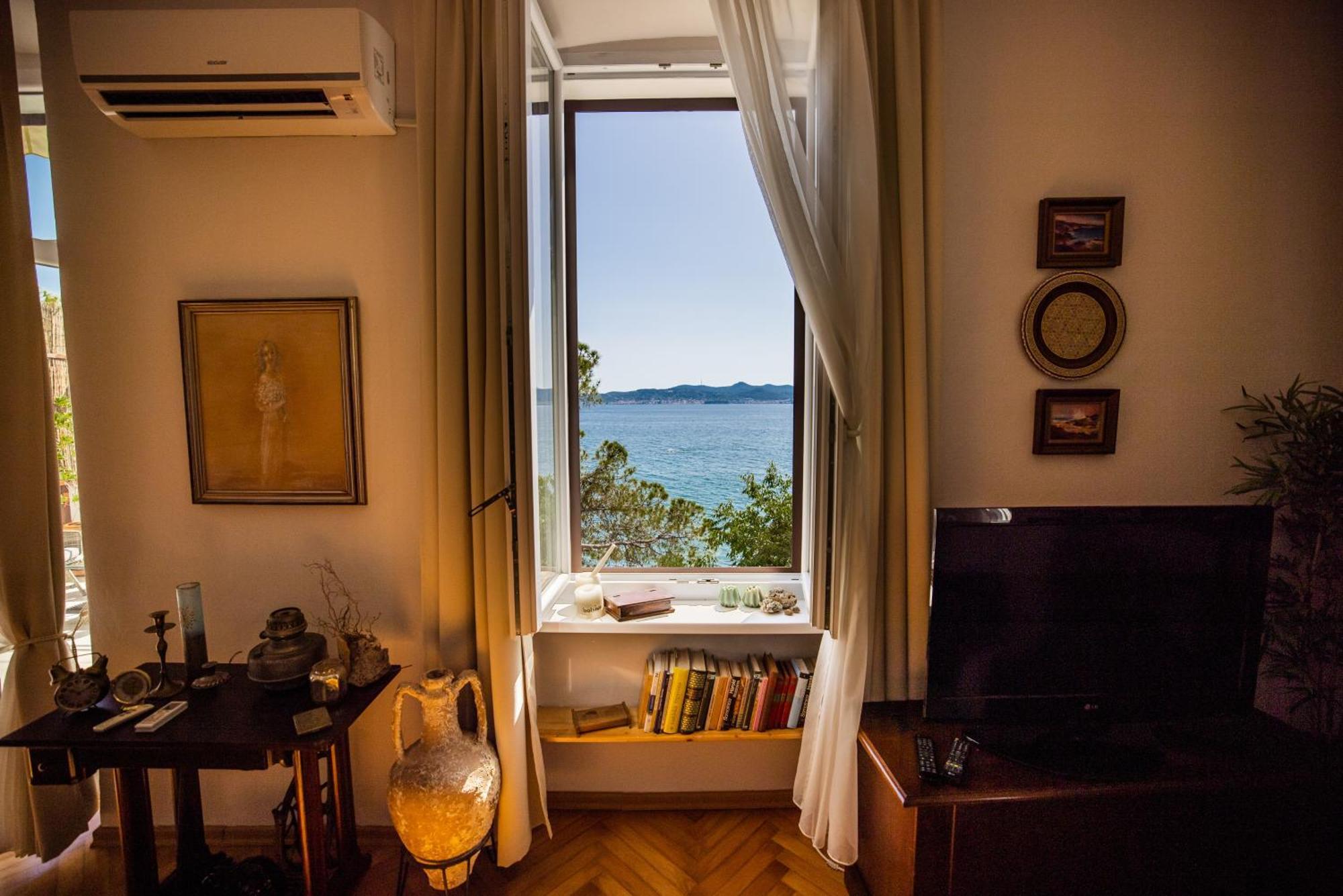 Zadar Center Beach Apartment - Directly On The Sea Экстерьер фото