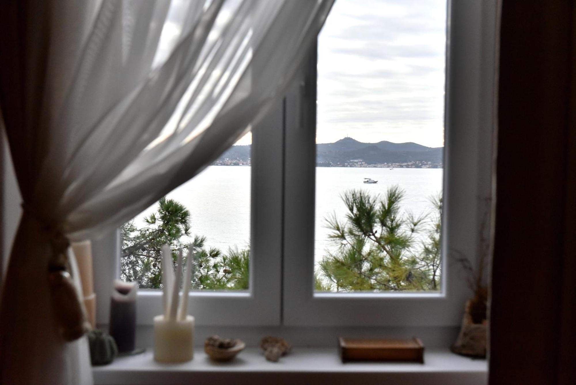 Zadar Center Beach Apartment - Directly On The Sea Экстерьер фото
